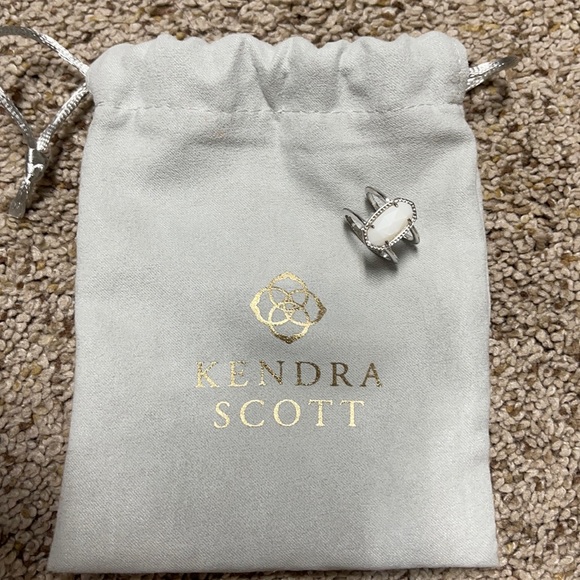 Kendra Scott Jewelry - Kendra Scott Ring